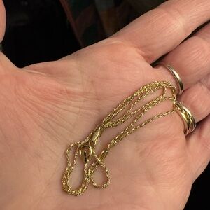 Elegant 14kt “sparkle chain”